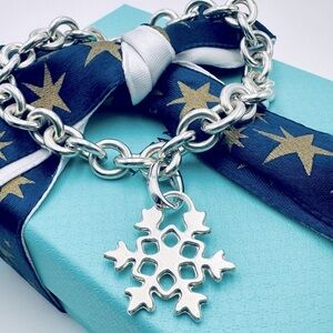 Tiffany & Co. Snowflake Charm Bracelet 7.25” in Sterling Silver with Pouch & Box
